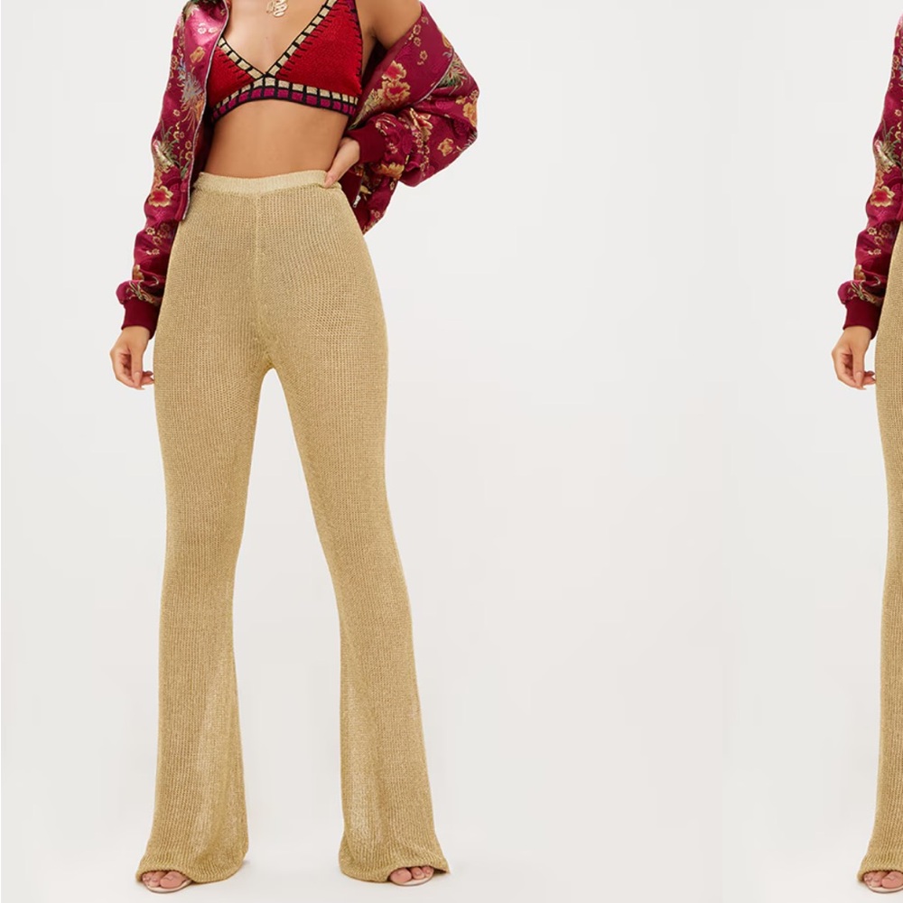 DONNI. Textured Knit Sweater in Tan